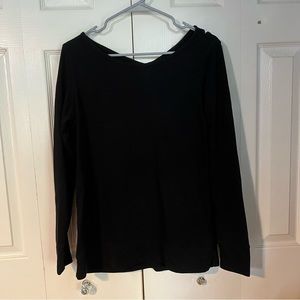 Old Navy Active Long Sleeve Cross Back Black Pullover Top Size M Medium.
